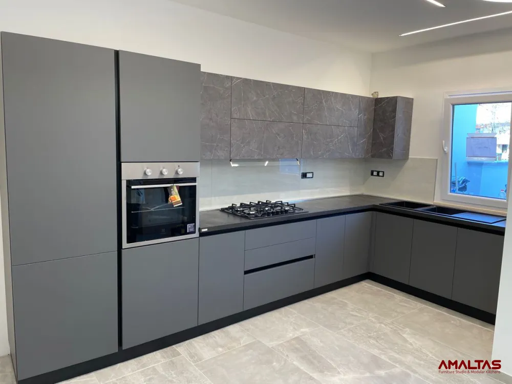 Modular Kitchens